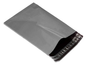 Futártasak, 300 x 450 mm, csomagküldő tasak, műanyag boríték, szürke / fekete