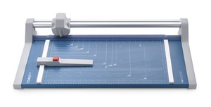 Vágógép Dahle 552 körkéses asztalméret: 705x360mm