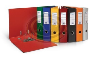 Emelőkaros iratrendező A/4 7cm piros, k&iacute;v&uuml;l-bel&uuml;l PP, &eacute;lv&eacute;dővel