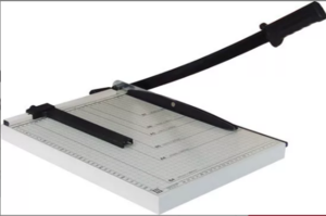 Pap&iacute;rv&aacute;g&oacute; g&eacute;p A3 F&Eacute;M, 12lap