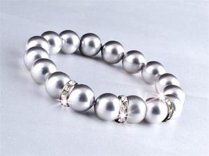 Karkötő Swarovski. gyöngyből, 1 szinjátszó kristállyal, ezüst